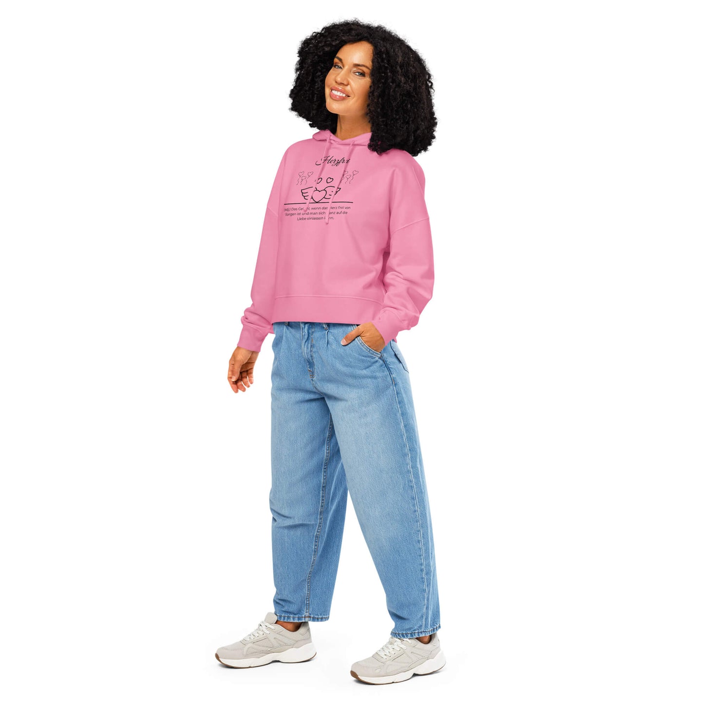Herzfrei Damen Hoodie – Bubble Pink – Model trägt Größe S – Wortstolz