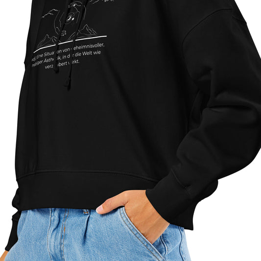 Nebolonomisch Damen Hoodie – Black – Model trägt Größe S – Wortstolz
