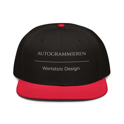 Autogrammieren Snapback Cap in Schwarz - Rot aus Acryl-Woll-Mix - neues Wort für den Lebensweg - Front - Wortstolz Design