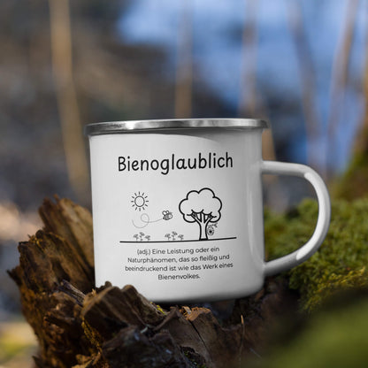 Bienoglaublich Emailletasse in Weiß - neues Wort für Leichtigkeit und Wachstum - Front mit Henkel rechts - Natur Baum - Wortstolz Design