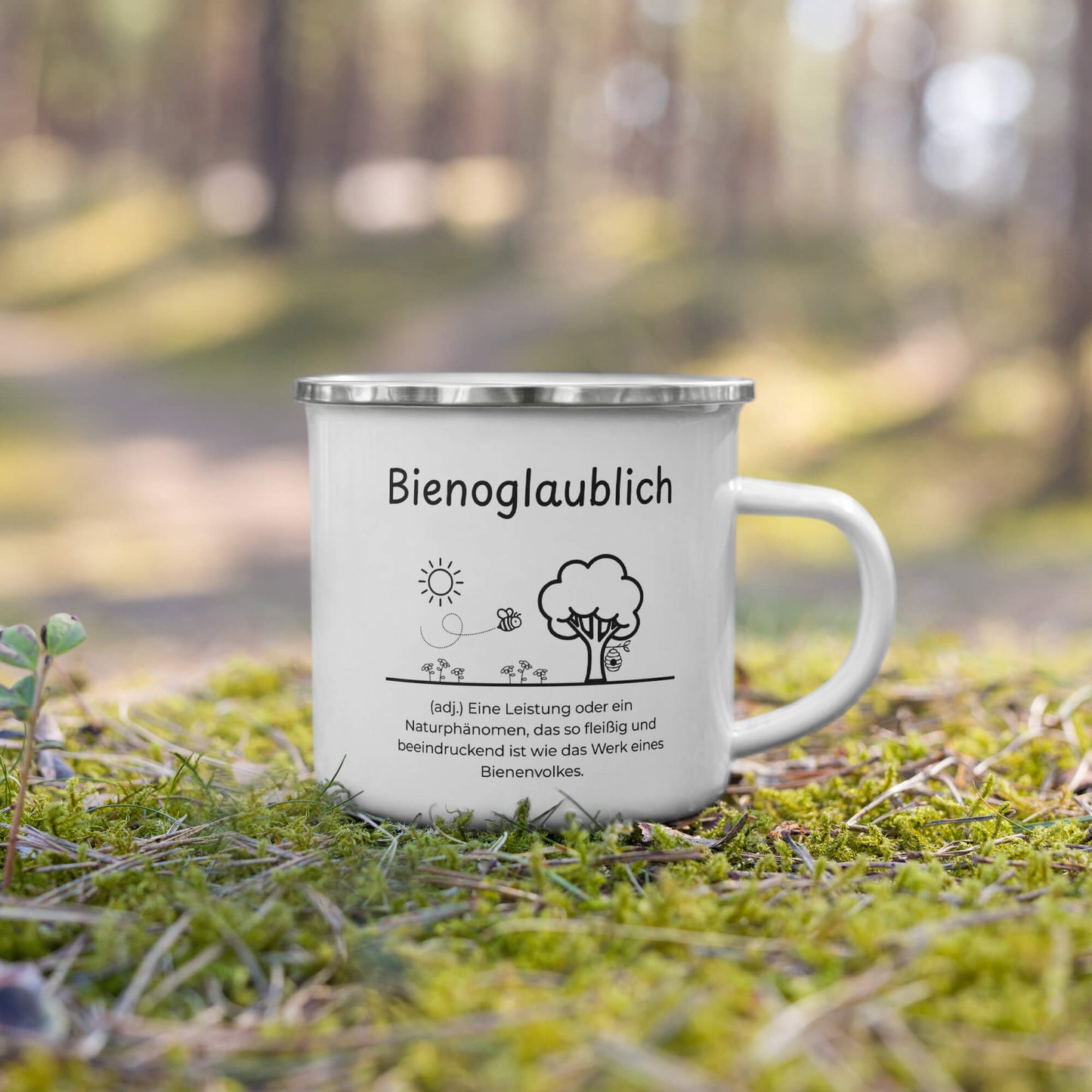 Bienoglaublich Emailletasse in Weiß - neues Wort für Leichtigkeit und Wachstum - Front mit Henkel rechts - Natur hell - Wortstolz Design