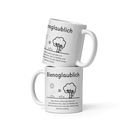 Bienoglaublich Keramiktasse in Weiß - neues Wort für Leichtigkeit und Wachstum - Zwei Tassen übereinander - Frontansicht mit Henkel links und rechts - Wortstolz Design