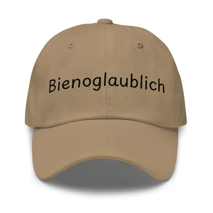 Bienoglaublich Premium Dad Cap in Khaki aus Chino-Baumwoll-Twill - neues Wort für Leichtigkeit und Wachstum - Front - Wortstolz Design
