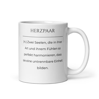 Herzpaar Keramiktasse in Weiß - neues Wort für perfekte Harmonie - Front mit Henkel rechts - Wortstolz Design