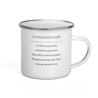 Emailletasse mit Spruch - Schnaufathlon für unterwegs in Weiß - Premium Edition  - Frontansicht mit schwarzem Print - Henkel rechts
