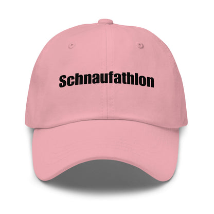 Schnaufathlon Premium Dad Cap in Pink aus Chino-Baumwoll-Twill - neues Wort für Anstrengung und Stolz - Front - Wortstolz Design