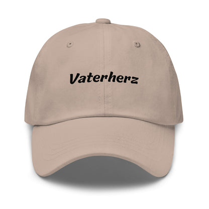 Geschenk Cap - Vaterherz Dad Cap in Stone - Premium Edition - mit schwarzem Print - Frontansicht