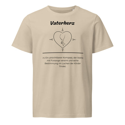 Geschenk T-Shirt - Vaterherz T-Shirt in Desert Dust aus 155g/m² Bio-Baumwolle, Res5 Edition, Frontansicht mit weißem Print