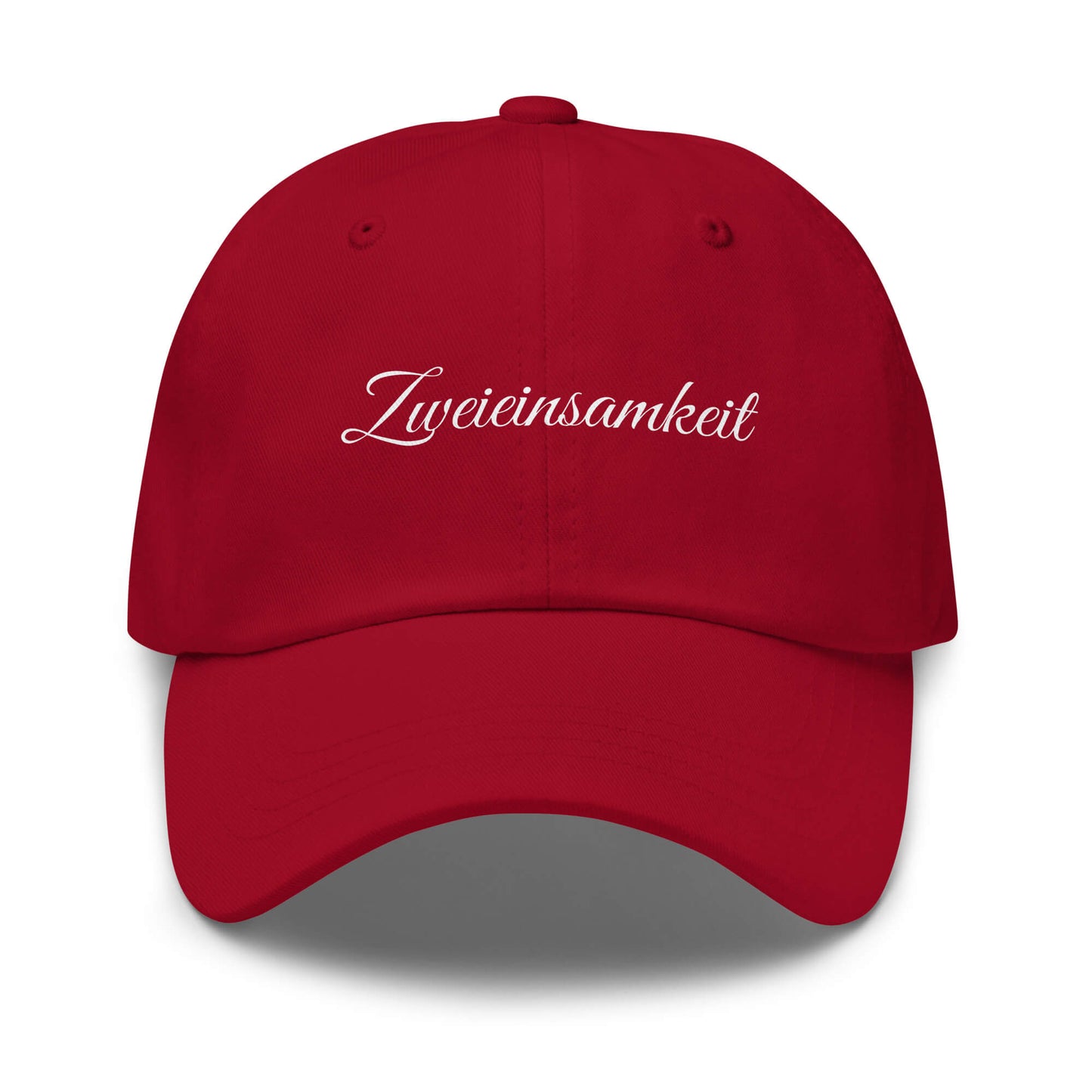 Zweieinsamkeit Premium Dad Cap in Cranberry aus Chino-Baumwoll-Twill - neues Wort für perfekte Momente zu zweit - Front - Wortstolz Design